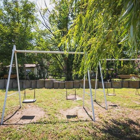 Fuk-Tak'S Bungalow Dojran Eksteriør billede