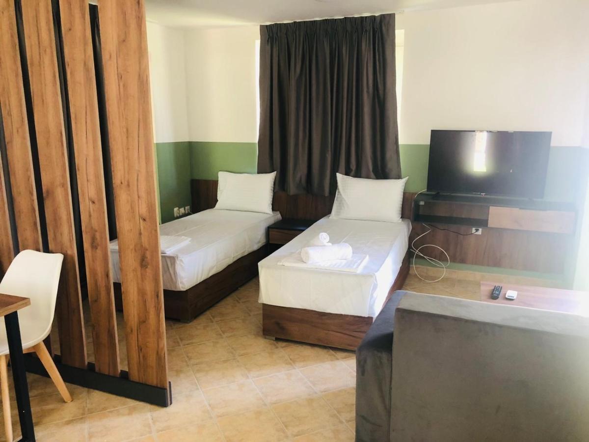 Fuk-Tak'S Bungalow Dojran Eksteriør billede