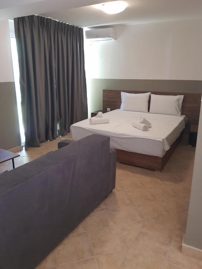Fuk-Tak'S Bungalow Dojran Eksteriør billede