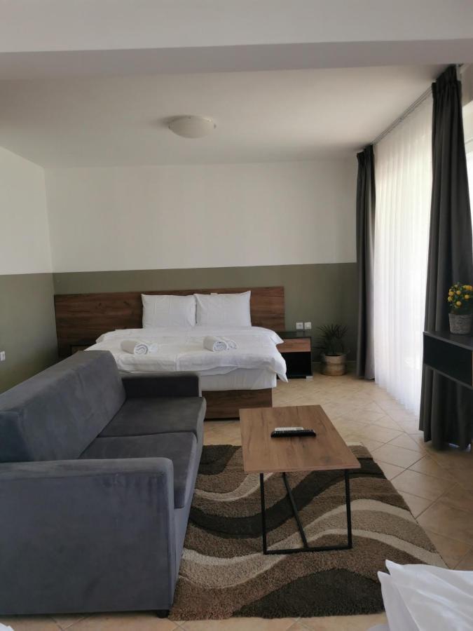 Fuk-Tak'S Bungalow Dojran Eksteriør billede