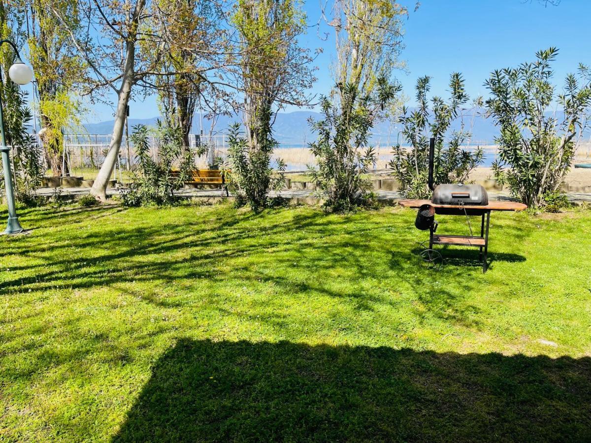 Fuk-Tak'S Bungalow Dojran Eksteriør billede